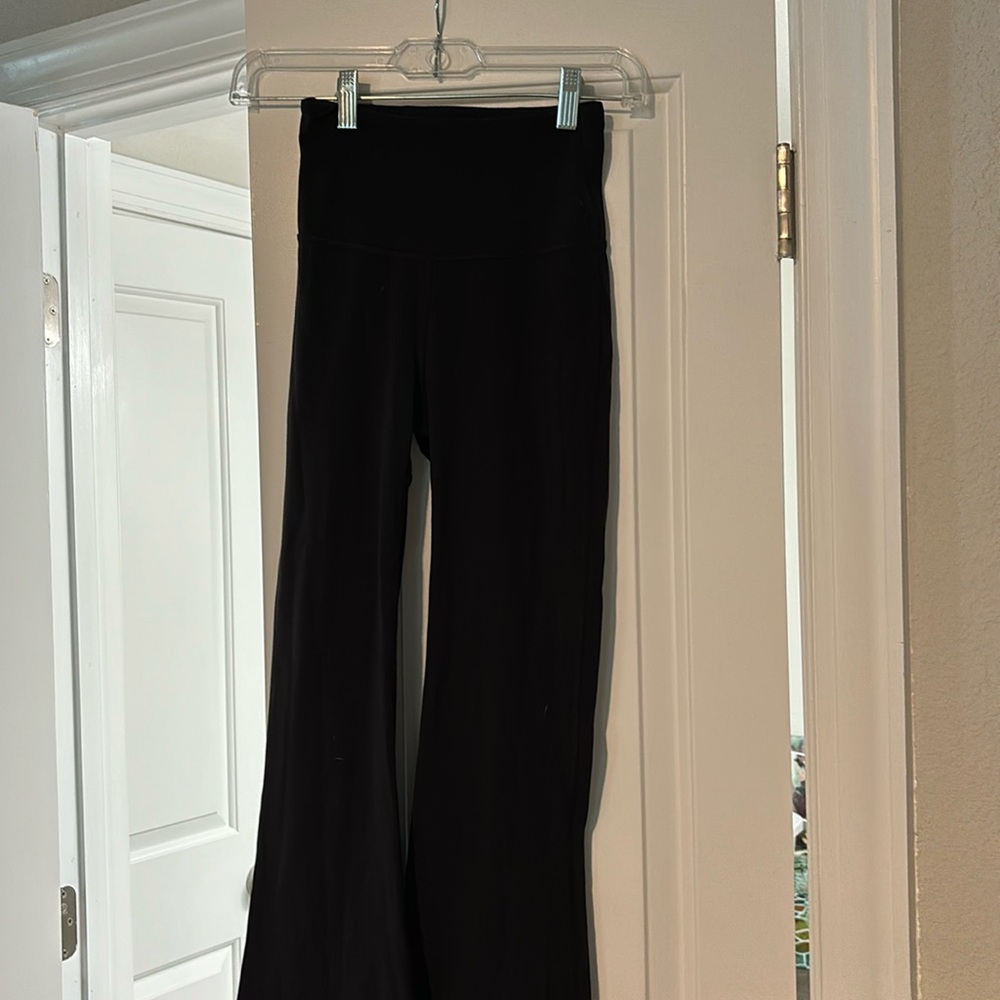 Lululemon groove Nulu super high rise flare